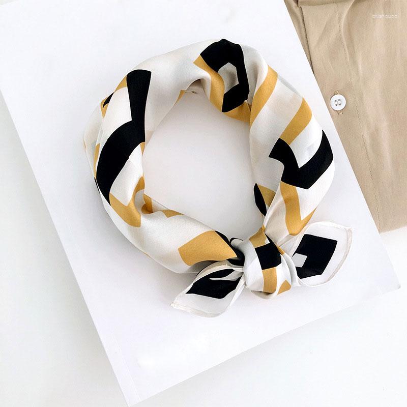 Scarves Pure Silk Scarf 2023 Women Pashmina Foulard Square Small Headband Fashion Print Neckerchief Bandana Hijab
Scarves Pure Silk Scarf 2023 Women Pashmina Foulard Square Small Headband Fashion Print Neckerchief Bandana Hijab