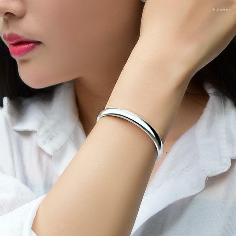 Bangle Silver 925 Bangles For Women 8mm Smooth & Bracelet Charm Pulseira Femme Simple Korea Style Jewelry AccesoriesBangleBangle Raym22
Bangle Silver 925 Bangles For Women 8mm Smooth & Bracelet Charm Pulseira Femme Simple Korea Style Jewelry AccesoriesBangleBangle Raym22
