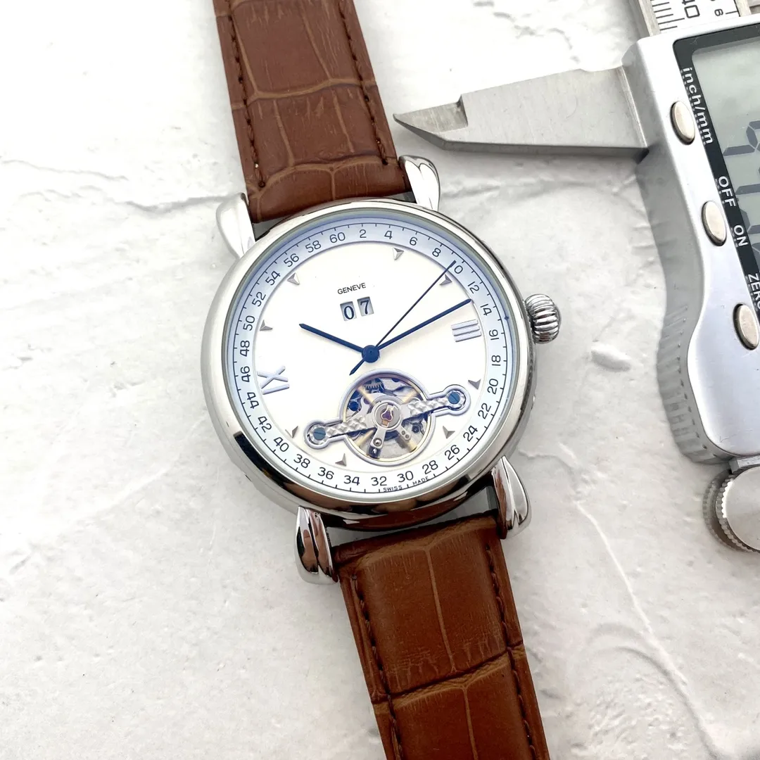 2023 Brand designer mens watches Fashion mechanical automatic luxury patekity watch Leather strap Diamond daydate Moon Phase movement wristwatches HD64
2023 Brand designer mens watches Fashion mechanical automatic luxury patekity watch Leather strap Diamond daydate Moon Phase movement wristwatches HD64