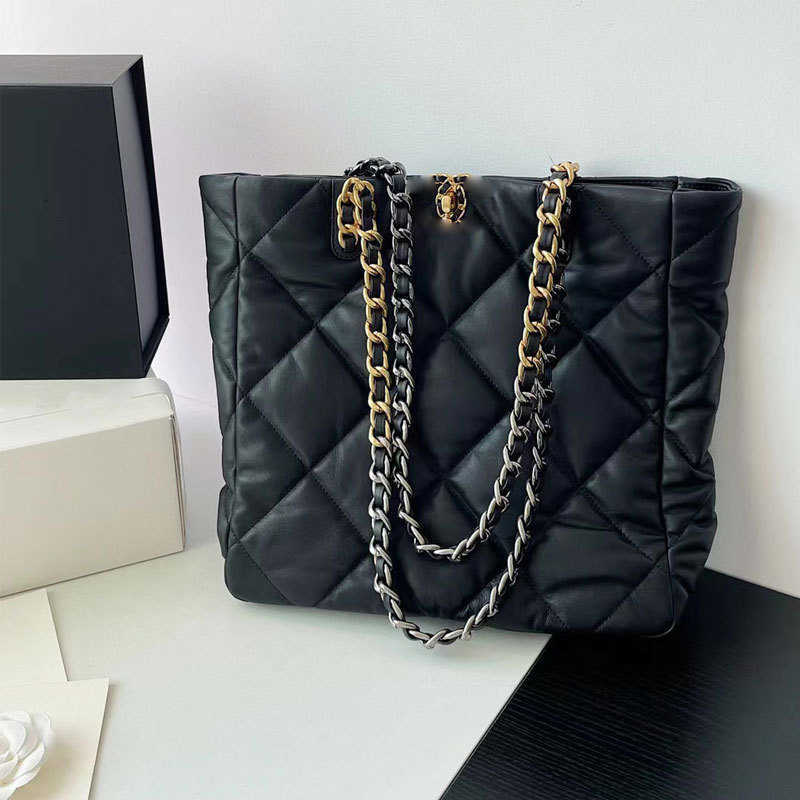 designer Handbag Channel Bag set version 19bag Tote bag leather advanced feeling diamond chain bag large capacity one shoulder women's bag, Black6
designer Handbag Channel Bag set version 19bag Tote bag leather advanced feeling diamond chain bag large capacity one shoulder women's bag, Black6