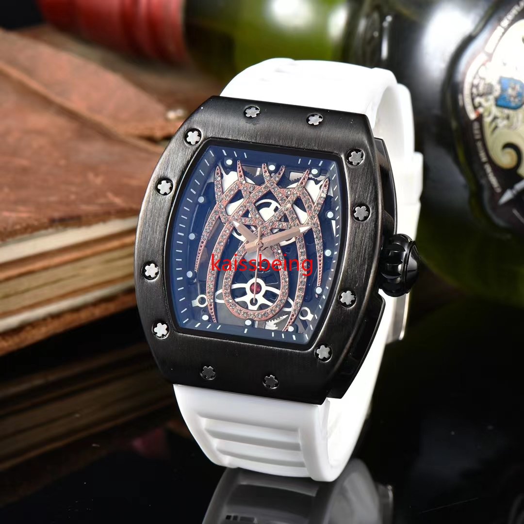 2023 Quartz watch men's business fashion spider style casual watch R men's diamond cutout three-hand chronograph watch miv
2023 Quartz watch men's business fashion spider style casual watch R men's diamond cutout three-hand chronograph watch miv