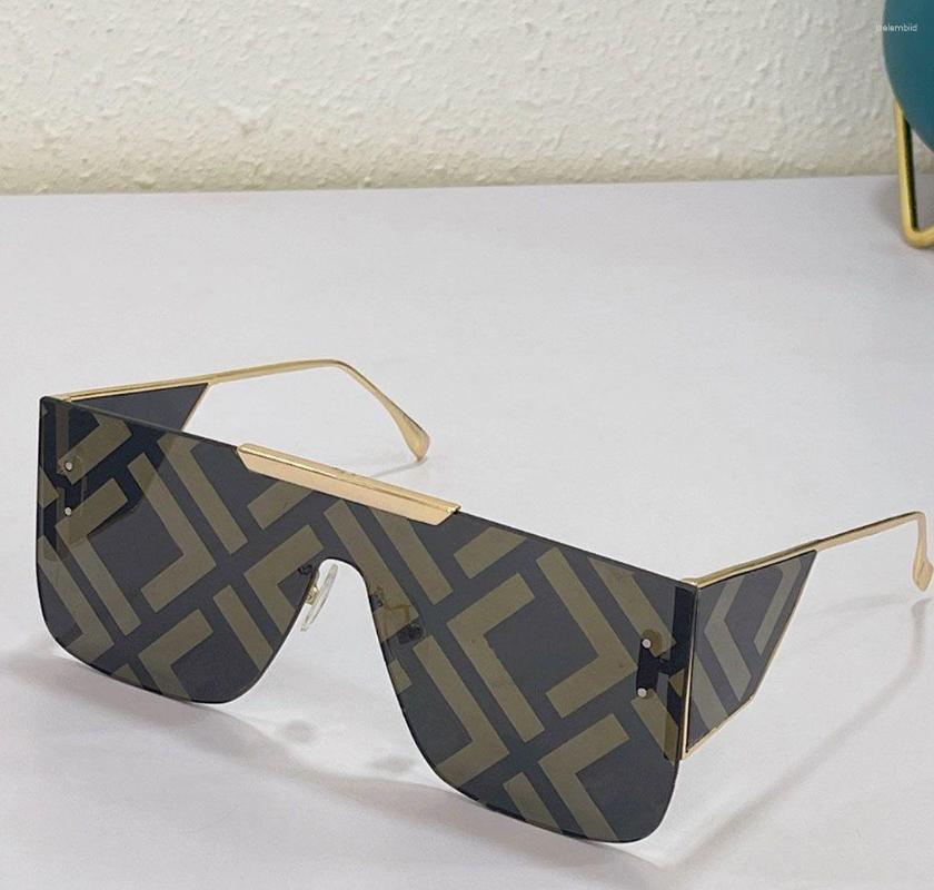 Sunglasses Unisex Brand Glasses FF 0196 Rimless Lens Anti-ultraviolet Integrated Classic Designer Protective Side Eye Protection Design
Sunglasses Unisex Brand Glasses FF 0196 Rimless Lens Anti-ultraviolet Integrated Classic Designer Protective Side Eye Protection Design