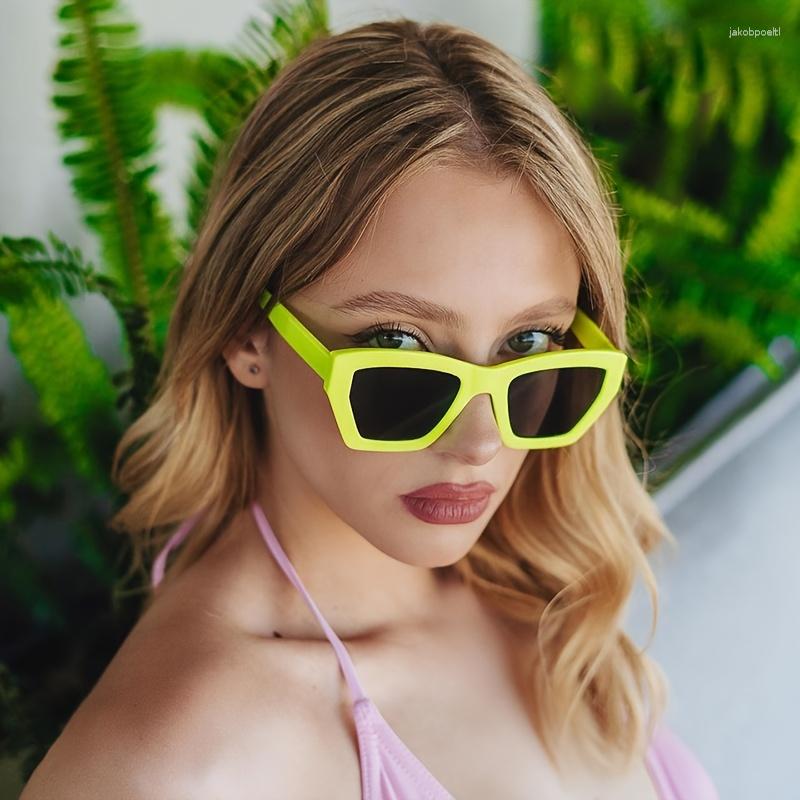 Sunglasses Irregular Simple Fashion Vintage Ladies Stylish Design Oversized Square For Women
Sunglasses Irregular Simple Fashion Vintage Ladies Stylish Design Oversized Square For Women