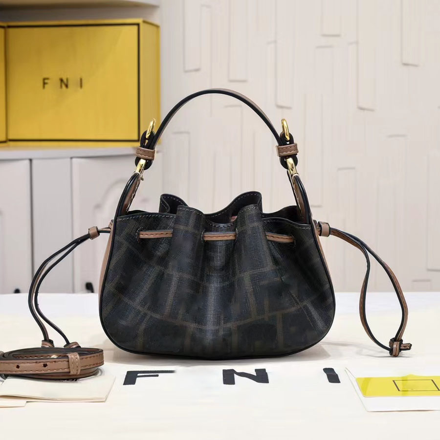 Sweet and Elegant Drawstring Shrinkable Dumpling Bag Versatile Women's Handbag One Shoulder Cross-body Bag Leather Casual Drawstring Bag, Chocolate
Sweet and Elegant Drawstring Shrinkable Dumpling Bag Versatile Women's Handbag One Shoulder Cross-body Bag Leather Casual Drawstring Bag, Chocolate