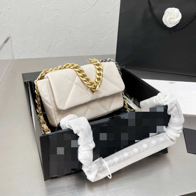 designer Handbag Channel Bag new leisure large lattice 19 Series Mini Leather Ling Fashion cowhide small fragrance chain bag women's, Gray
designer Handbag Channel Bag new leisure large lattice 19 Series Mini Leather Ling Fashion cowhide small fragrance chain bag women's, Gray