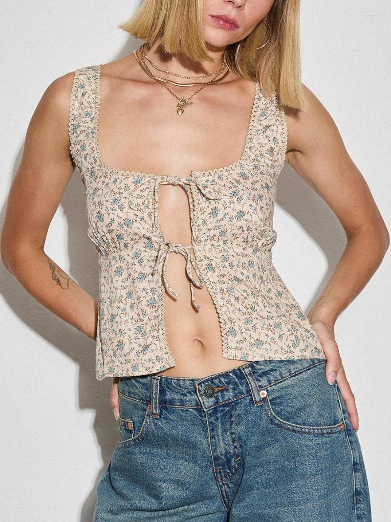 Women' Tanks Boho Chic Floral Print Crop Top With Lace Trim And Fairy Sleeves - Y2K-Inspired Square Neck Camisole For Summer Fashionistas, Apricot
Women' Tanks Boho Chic Floral Print Crop Top With Lace Trim And Fairy Sleeves - Y2K-Inspired Square Neck Camisole For Summer Fashionistas, Apricot