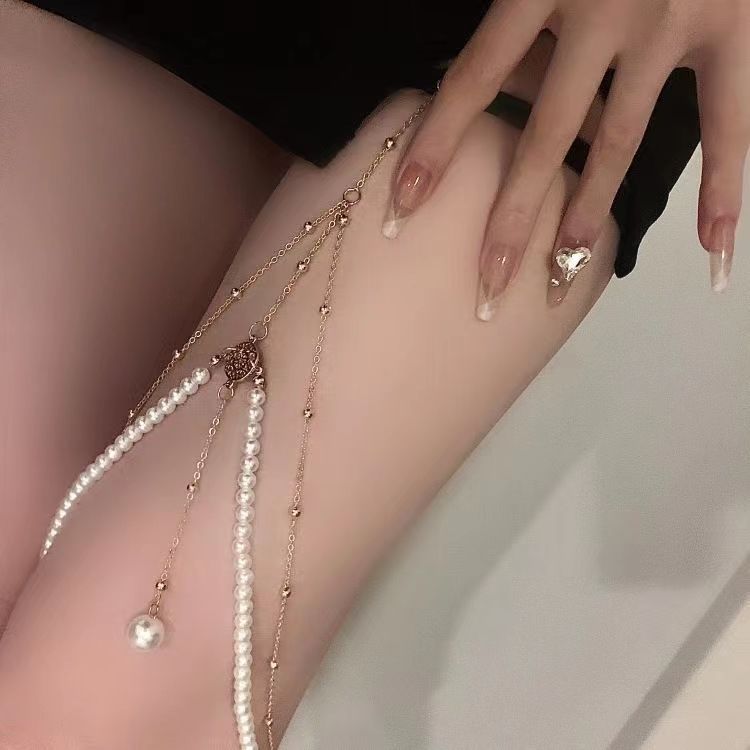 Copper alloy imitation pearl ankle chain, new high-end multi-layer chain, niche design, tassel leg chain accessories, summer girl
Copper alloy imitation pearl ankle chain, new high-end multi-layer chain, niche design, tassel leg chain accessories, summer girl