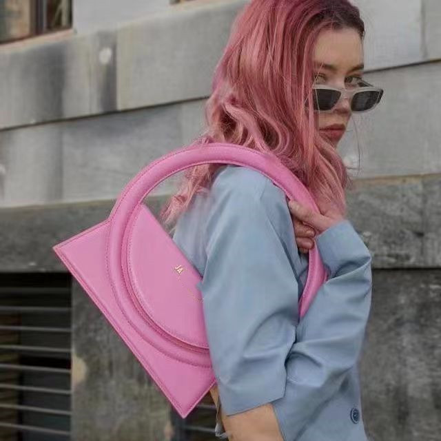 Women Fashion Round Totes Long Strap Designer Crossbody Bag Ladies Circular Handle Shoulder Bag Designers Handbags Jac Purse Tote JAQUEMUS, Black
Women Fashion Round Totes Long Strap Designer Crossbody Bag Ladies Circular Handle Shoulder Bag Designers Handbags Jac Purse Tote JAQUEMUS, Black