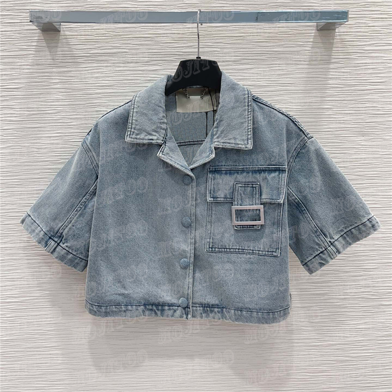 Metal Letter Denim Jacket Coats Women Designer Clothing Inside Letters Printing Cropped Jacket Outerwear, Blue
Metal Letter Denim Jacket Coats Women Designer Clothing Inside Letters Printing Cropped Jacket Outerwear, Blue