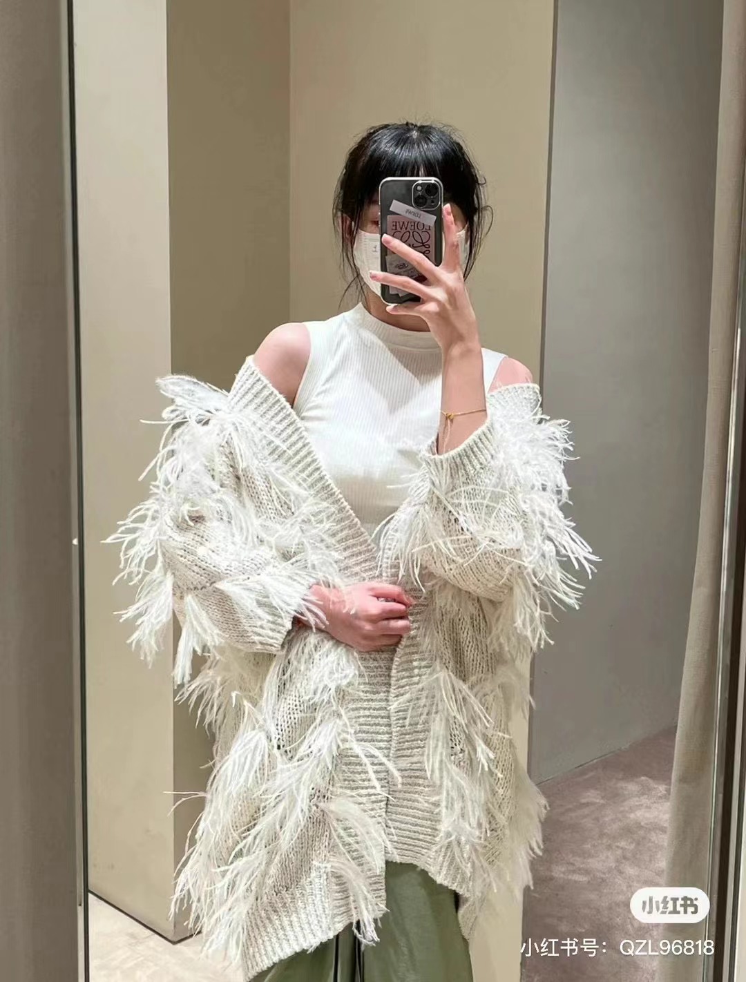 Womens Fur Coat Brunello Cucinelli Spring and Summer Hand-sewn White Feather Cardigan
Womens Fur Coat Brunello Cucinelli Spring and Summer Hand-sewn White Feather Cardigan