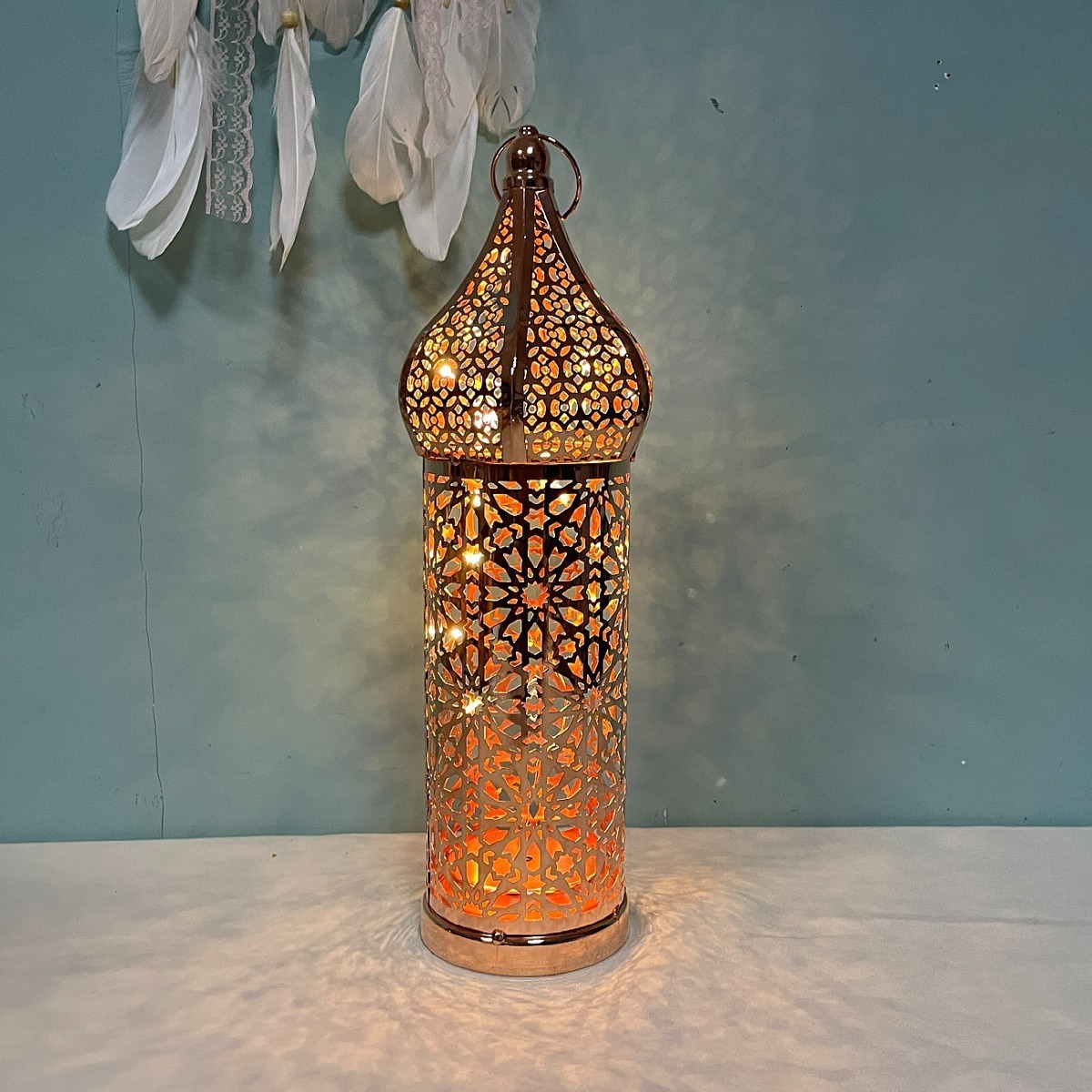Decorative Objects Figurines White Hollow-out Led Wind Moroccan Style Decoration Iron Lantern Home Bedroom Living Room Atmosphere Surrounding lamp 230