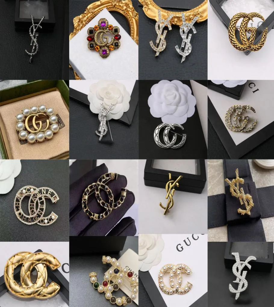 Mixed Random Send Pins s Desinger Brooch Women Rhie Pearl Letter Brooches Suit Pin Fashion Jewelry Clothing Accessories