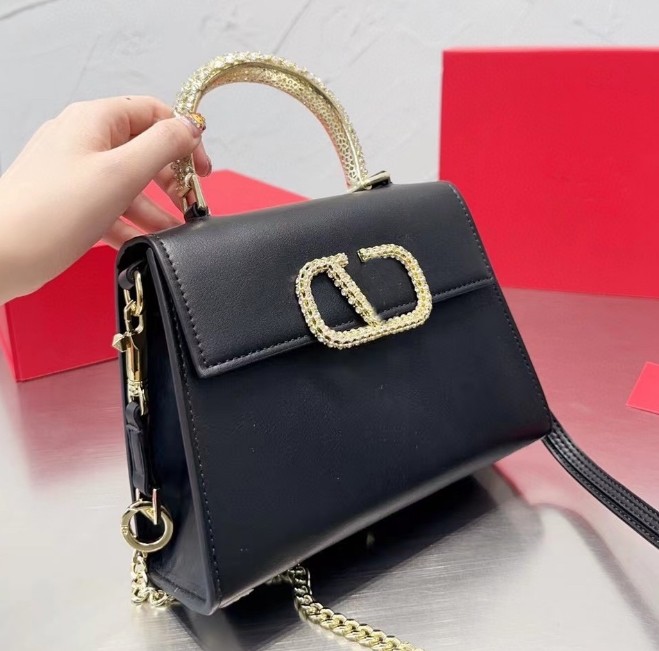 Women's designer shoulder bag shopping bag luxury handbag fashion large capacity mother and child bag high quality handbag three-piece crossbody, White
Women's designer shoulder bag shopping bag luxury handbag fashion large capacity mother and child bag high quality handbag three-piece crossbody, White