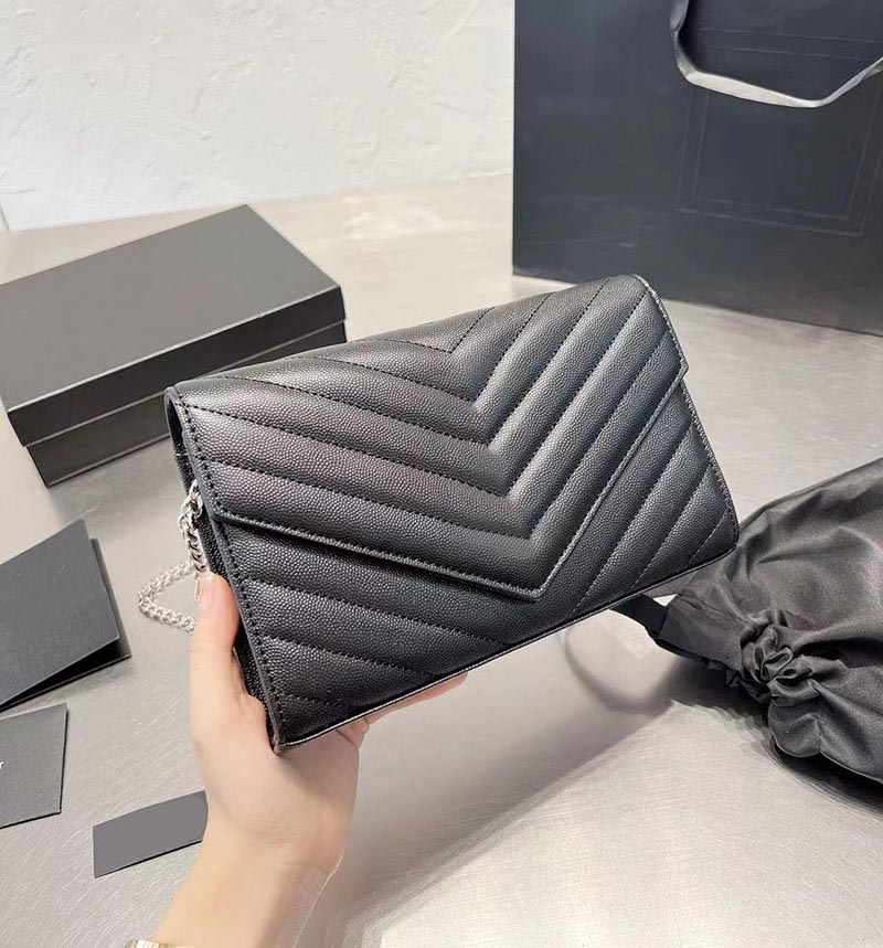 Designer Bag Handbags Women Shoulder Bag Woc Caviar S Metal Chain Gold Sier Black Women Handbag Genuine Leather Bag Flip Cover Diagonal, 8black-silver logo
Designer Bag Handbags Women Shoulder Bag Woc Caviar S Metal Chain Gold Sier Black Women Handbag Genuine Leather Bag Flip Cover Diagonal, 8black-silver logo