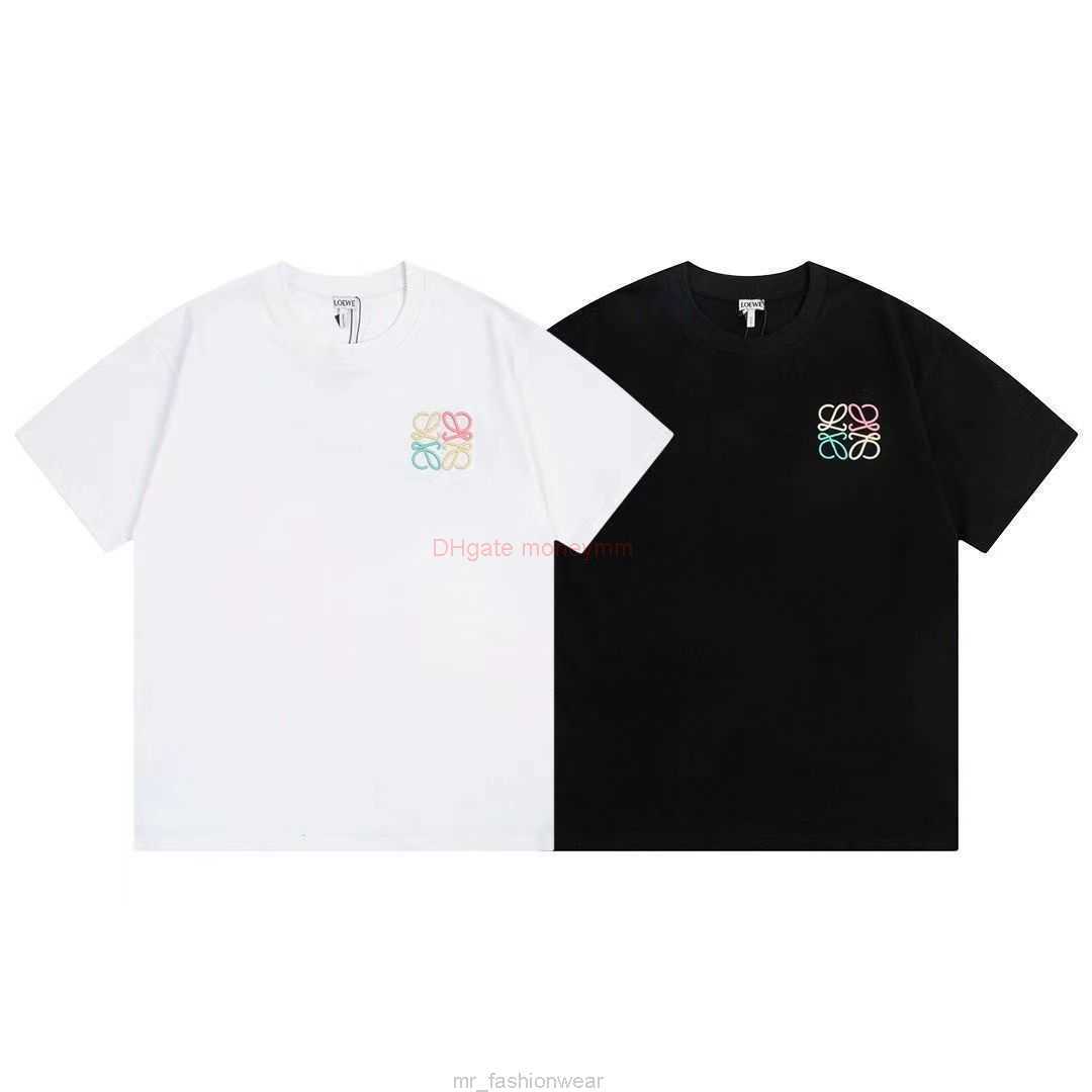 Designer Fashion Clothing Tees Tshirts Loewe s Spring and Summer New Colorful Logo Log Embroidery Round Neck Casual Loose Short Sleeve Tshirt for Men and Women Couple, Black k317 # t
Designer Fashion Clothing Tees Tshirts Loewe s Spring and Summer New Colorful Logo Log Embroidery Round Neck Casual Loose Short Sleeve Tshirt for Men and Women Couple, Black k317 # t