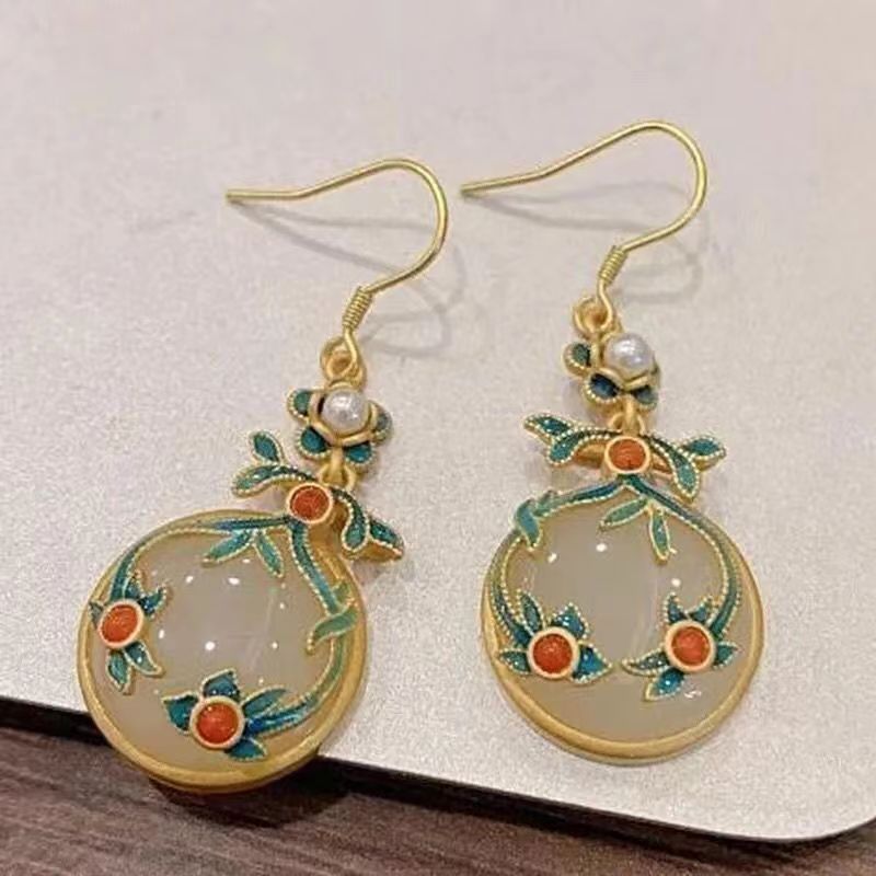Natural Hotan Jade Peace Buckle Earrings Burned Blue Auspicious Cloud Earrings Chinoiserie Style Earrings
Natural Hotan Jade Peace Buckle Earrings Burned Blue Auspicious Cloud Earrings Chinoiserie Style Earrings