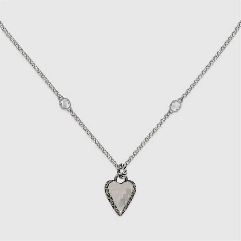 2023 Gujia 925 Sterling Silver Old Heart Carved Necklace G Family Love Pendant Pattern Collar Chain, White
2023 Gujia 925 Sterling Silver Old Heart Carved Necklace G Family Love Pendant Pattern Collar Chain, White
