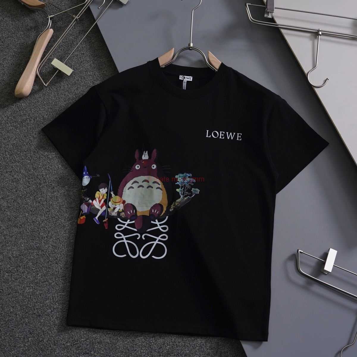 

Designer Fashion Clothing Tees Tshirts Loewe Loe Luo Yi Wei Long Cat Limited Letter Printing Couple Casual Round Neck Short Sleeve Tshirt Luxury Casual Streetwear To, White