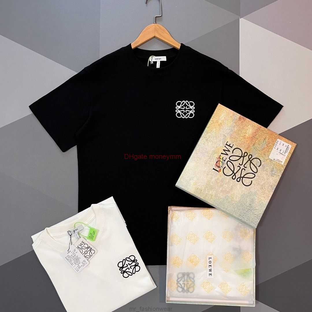 Designer Fashion Clothing Tees Tshirts Loewe Smallpox Version s New Classic Fashion Embroidery Short Sleeved Mens Casual Round Neck Tshirt Top for Women Luxury Casu, Black
Designer Fashion Clothing Tees Tshirts Loewe Smallpox Version s New Classic Fashion Embroidery Short Sleeved Mens Casual Round Neck Tshirt Top for Women Luxury Casu, Black