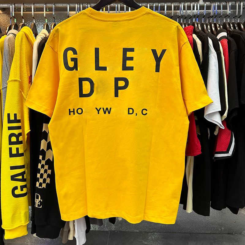 Men' short sleeved t shirt galleryes polo shirt luxury Tshirt men women fashion sweatshirt designer mens clothing round top man pure cotton tee, No.1
Men' short sleeved t shirt galleryes polo shirt luxury Tshirt men women fashion sweatshirt designer mens clothing round top man pure cotton tee, No.1