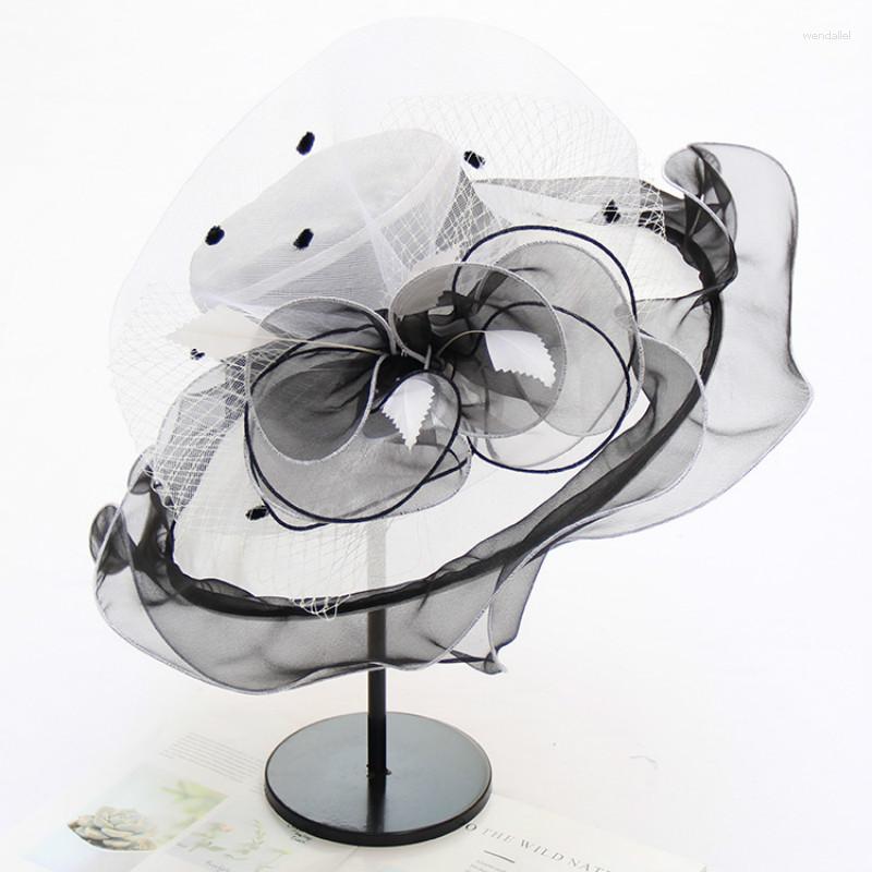 Berets Women Summer Sun Shade Fedoras Hat Sunscreen Flat Top Protection Cap Foldable Elegant Yarn Beach Fashion Caps H6506, White
Berets Women Summer Sun Shade Fedoras Hat Sunscreen Flat Top Protection Cap Foldable Elegant Yarn Beach Fashion Caps H6506, White