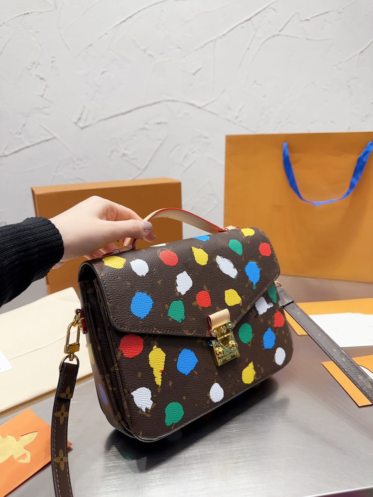 Shoulder Bag Woman Sale Metis Handbag leather handle brand designer floral letters checkers plaid Purse Crossbody bags 2023, 00
Shoulder Bag Woman Sale Metis Handbag leather handle brand designer floral letters checkers plaid Purse Crossbody bags 2023, 00