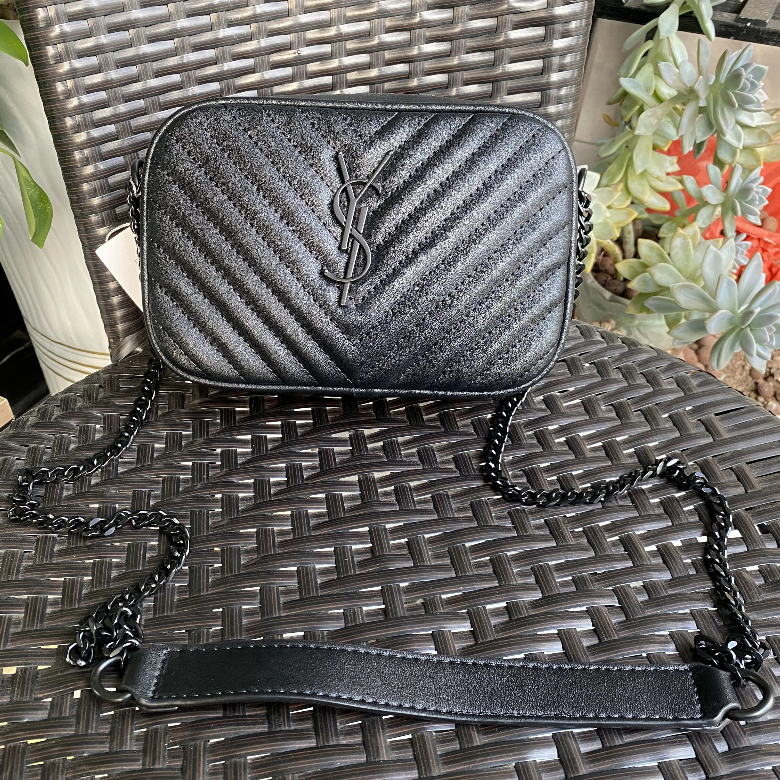 Luxurys designers Quality Shoulder Bag Handbag Wallet Handbag Women Handbags Bags Crossbody Soho Disco Fringed classic brand Messenger Purse, Black
Luxurys designers Quality Shoulder Bag Handbag Wallet Handbag Women Handbags Bags Crossbody Soho Disco Fringed classic brand Messenger Purse, Black