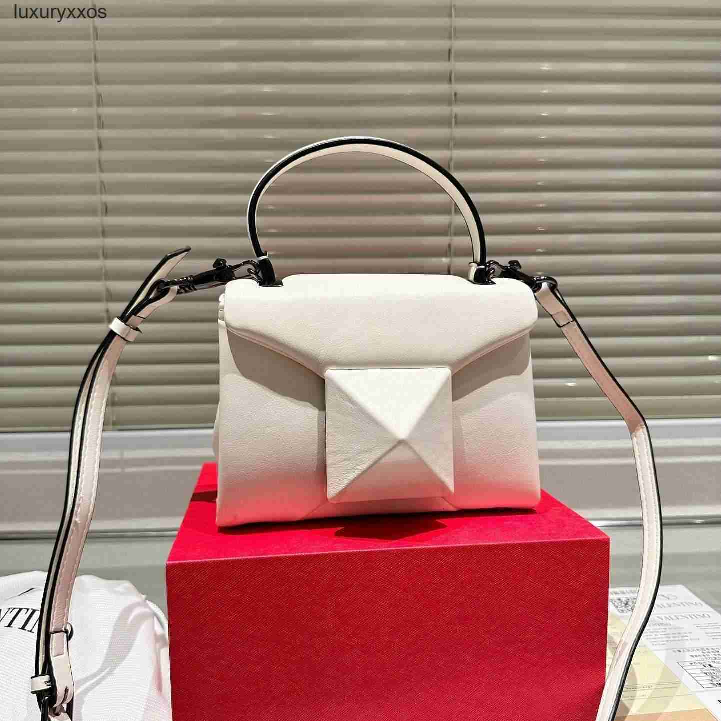 Small Designer Bag Valention Bags Warren Light Single Luxury Texture Envelope Square Underarm Soft Cross Shoulder J5wj
Small Designer Bag Valention Bags Warren Light Single Luxury Texture Envelope Square Underarm Soft Cross Shoulder J5wj