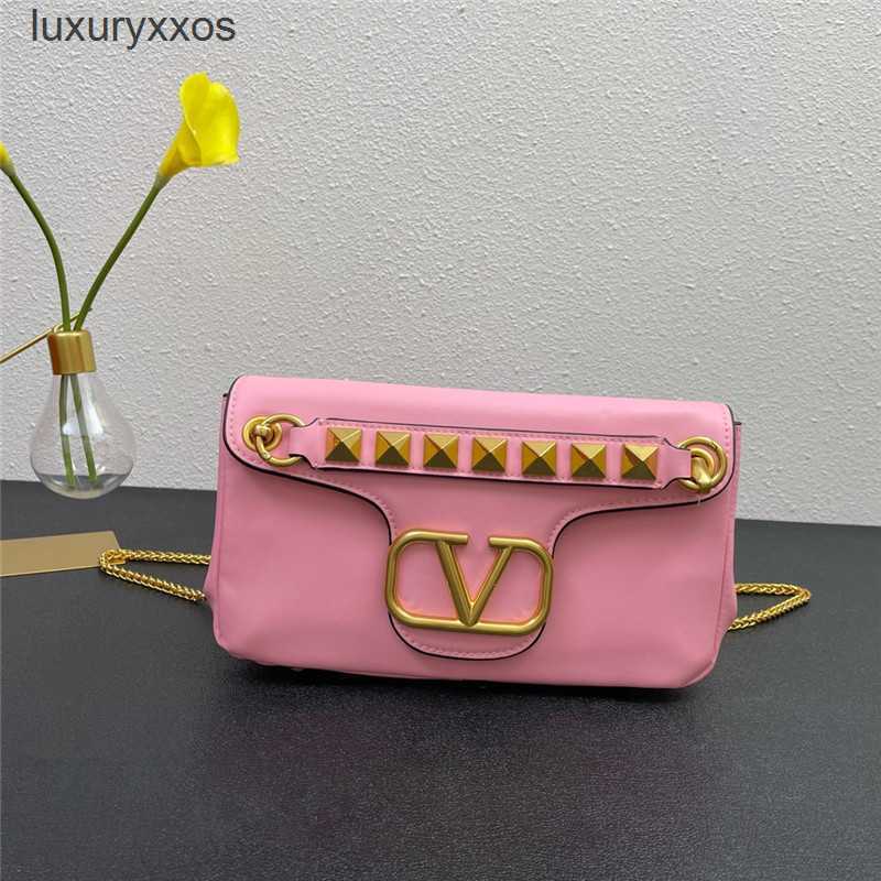 Rivet Bag Bags Fashion Valention One Shoulder Designer Underarm Small Square Letter Head Layer Leather Crossbody Handheld Women's
Rivet Bag Bags Fashion Valention One Shoulder Designer Underarm Small Square Letter Head Layer Leather Crossbody Handheld Women's