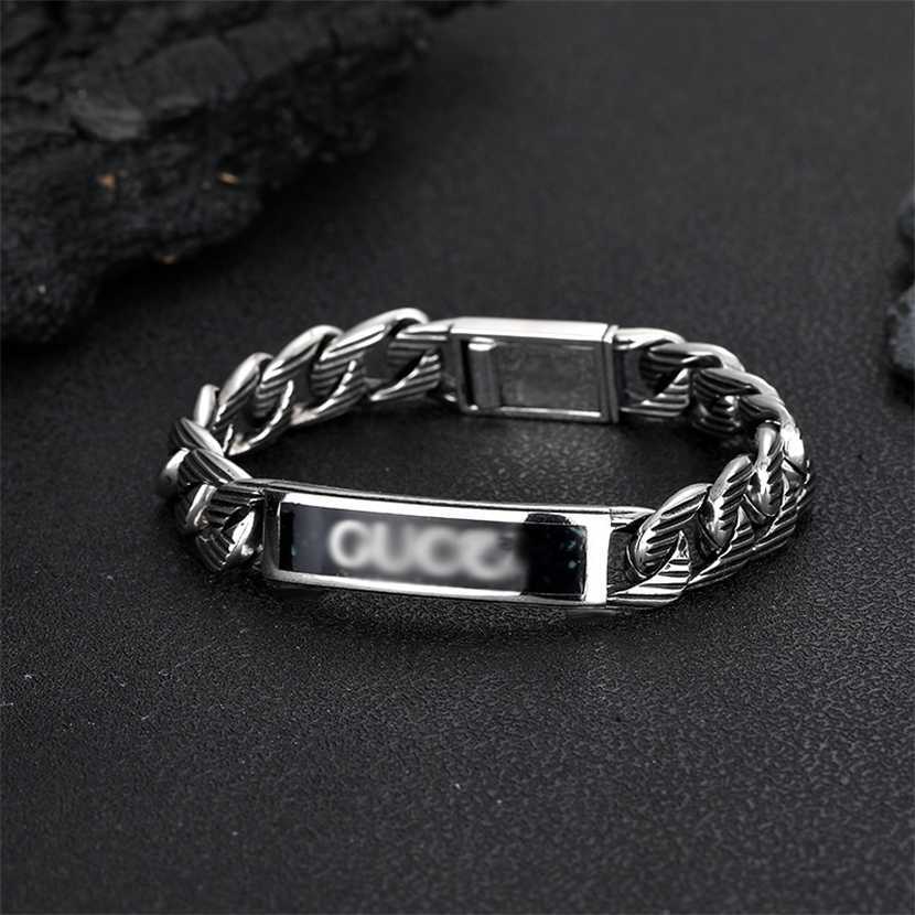 2023 Gujia 925 Sterling Silver Narrow Edition Black Grain Enamel Engraved Stripes Fashion Versatile Bracelet
2023 Gujia 925 Sterling Silver Narrow Edition Black Grain Enamel Engraved Stripes Fashion Versatile Bracelet