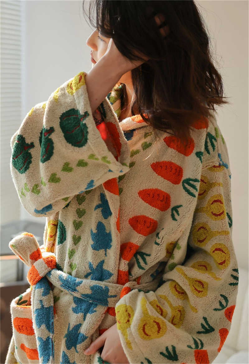 Bath Towel Cute Vegetable Patter Cotton Robe Towel Soft Kids Ear Hoodies Bathrobe Long Sleeve Kimono Sleepwear Coat Bath Blanket TowelsHKD230625