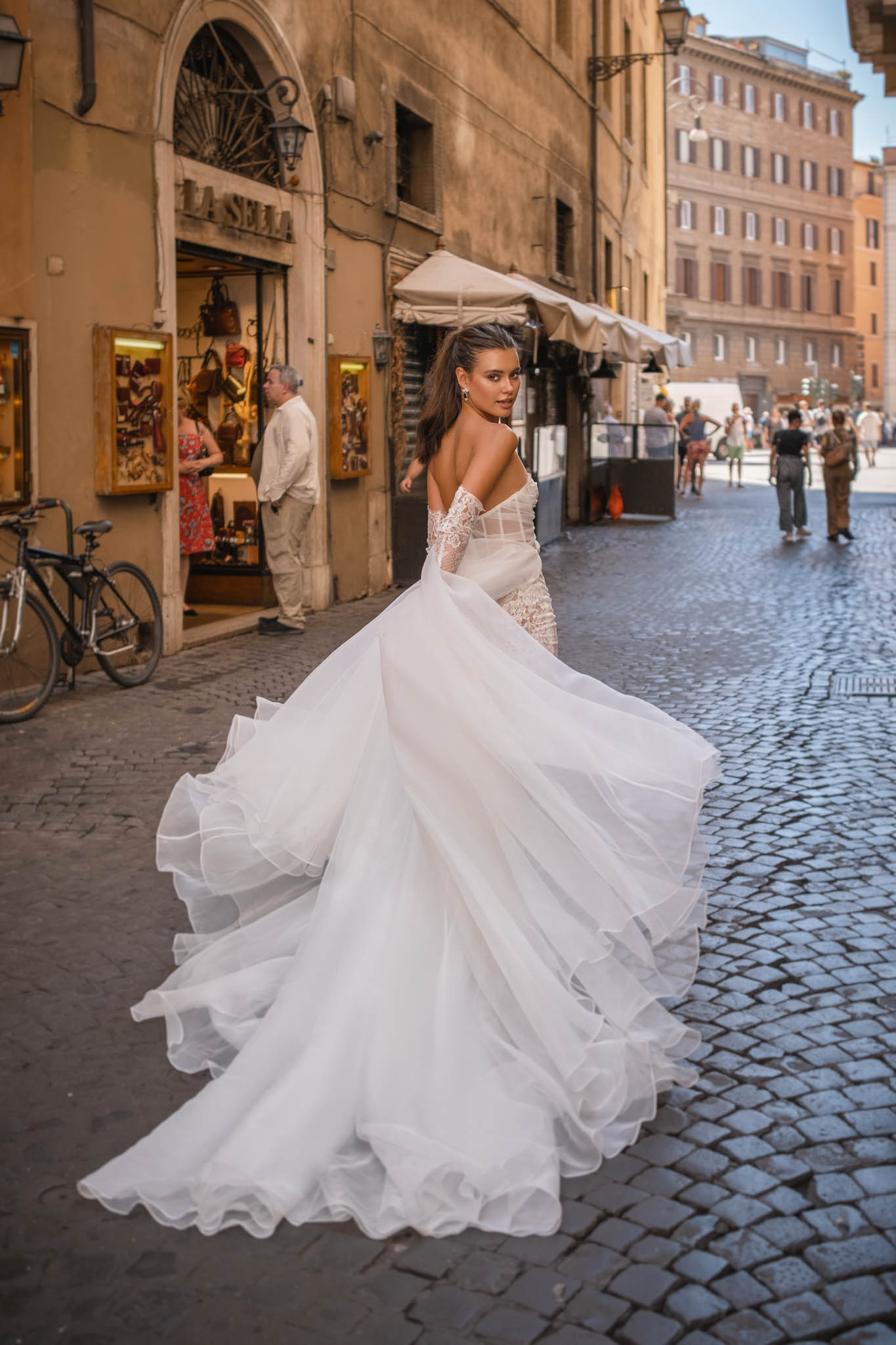 Berta A E Dresses For Bride Sweetheart Lace Sleeves Wedding Dress Vestidos De Novia Thigh Slit Designer Bridal Gowns Lz0304