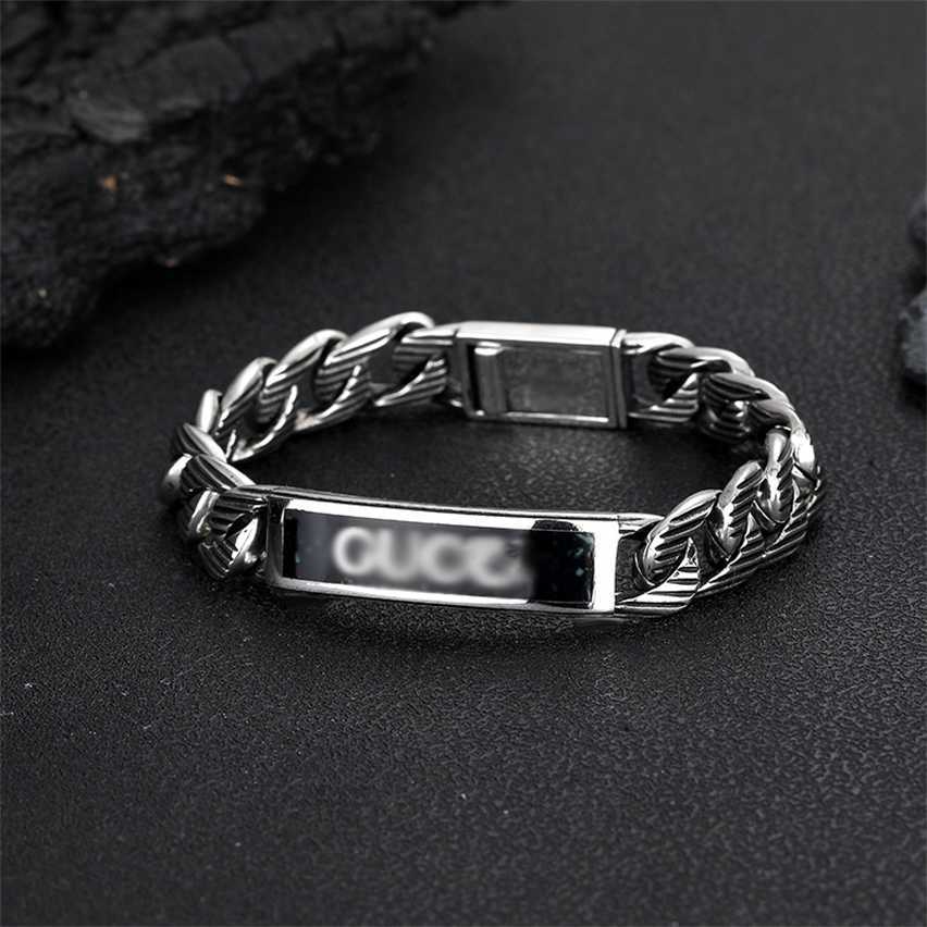 2023 Gujia 925 Sterling Silver Narrow Edition Black Grain Enamel Engraved Stripes Fashion Versatile Bracelet
2023 Gujia 925 Sterling Silver Narrow Edition Black Grain Enamel Engraved Stripes Fashion Versatile Bracelet