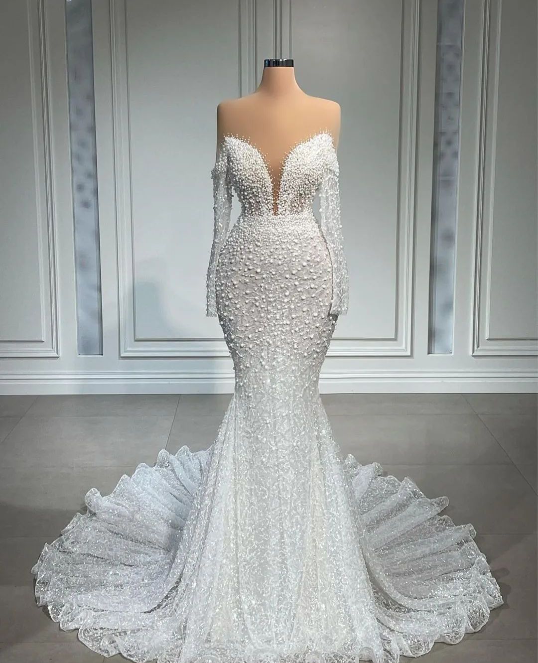 Elegant Mermaid Wedding Long Sleeves V Neck Beaded Sequins Pearls Appliques 3D Lace Bridal Gowns Formal Dresses Plus Size Vestido de novia Custom
