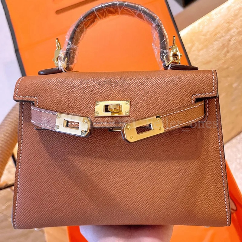 Mini Handbags Crossbody Bag Fashion Shoulder Bags Palm Size Leather Clutch Purse Gold Metal Hardware Twist Buckle Flap Cell Phone Pocket Designer Bag Purse, #h3
Mini Handbags Crossbody Bag Fashion Shoulder Bags Palm Size Leather Clutch Purse Gold Metal Hardware Twist Buckle Flap Cell Phone Pocket Designer Bag Purse, #h3