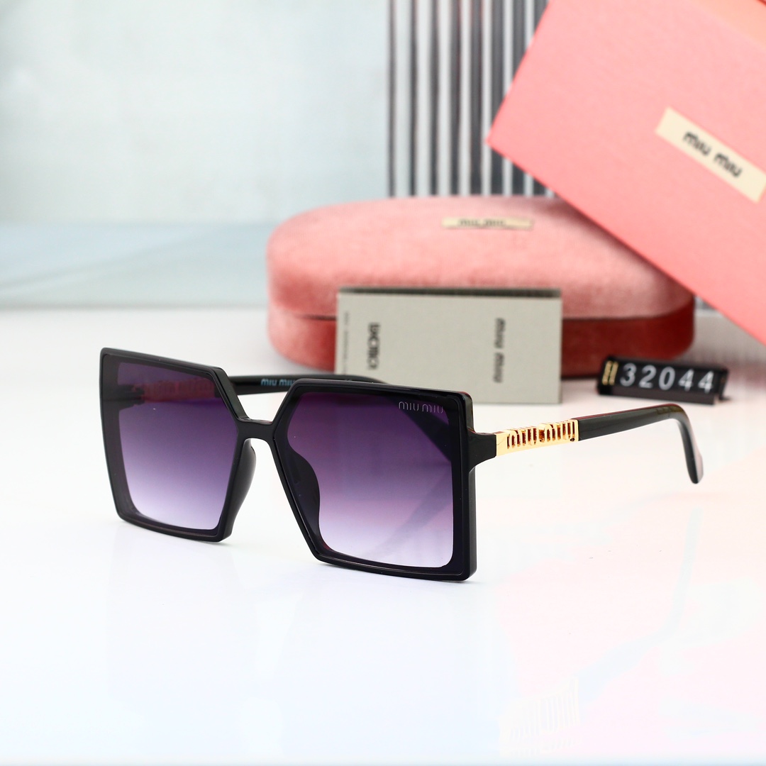 2023 Brand design Sunglasses women men designer Good Quality Fashion metal Oversized sun glasses vintage female male 32043
2023 Brand design Sunglasses women men designer Good Quality Fashion metal Oversized sun glasses vintage female male 32043