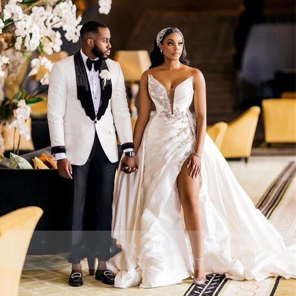 Plus Size Arabic Aso Ebi Crystals Wedding High Split Pleat Mermaid Bridal Gown Sweetheart Satin Bride Dress with Detachable Train