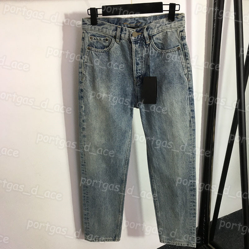 Designer Women Denim Pants High Rise Blue Jeans Charming Lady Girls Jeans, Blue with label #20233212
Designer Women Denim Pants High Rise Blue Jeans Charming Lady Girls Jeans, Blue with label #20233212