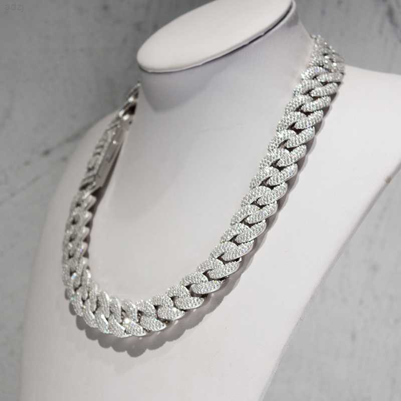 Rock Custom Iced Out Hip Hop Miami Necklace 925 Sterling Silver Baguette Moissanite 20mm Hiphop Cuban Link Chain
Rock Custom Iced Out Hip Hop Miami Necklace 925 Sterling Silver Baguette Moissanite 20mm Hiphop Cuban Link Chain