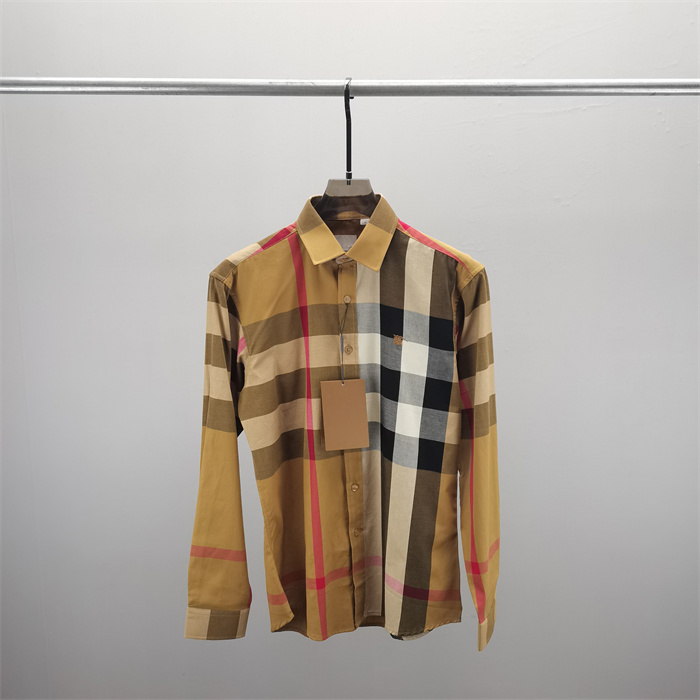 2023 Mens Shirt Luxurys Designers Fashion Menswear Casual bussiness Shirtsa Classic Man Dress Shirts Men Long Sleeve Brand Fashions Spring M-3XL D5
2023 Mens Shirt Luxurys Designers Fashion Menswear Casual bussiness Shirtsa Classic Man Dress Shirts Men Long Sleeve Brand Fashions Spring M-3XL D5