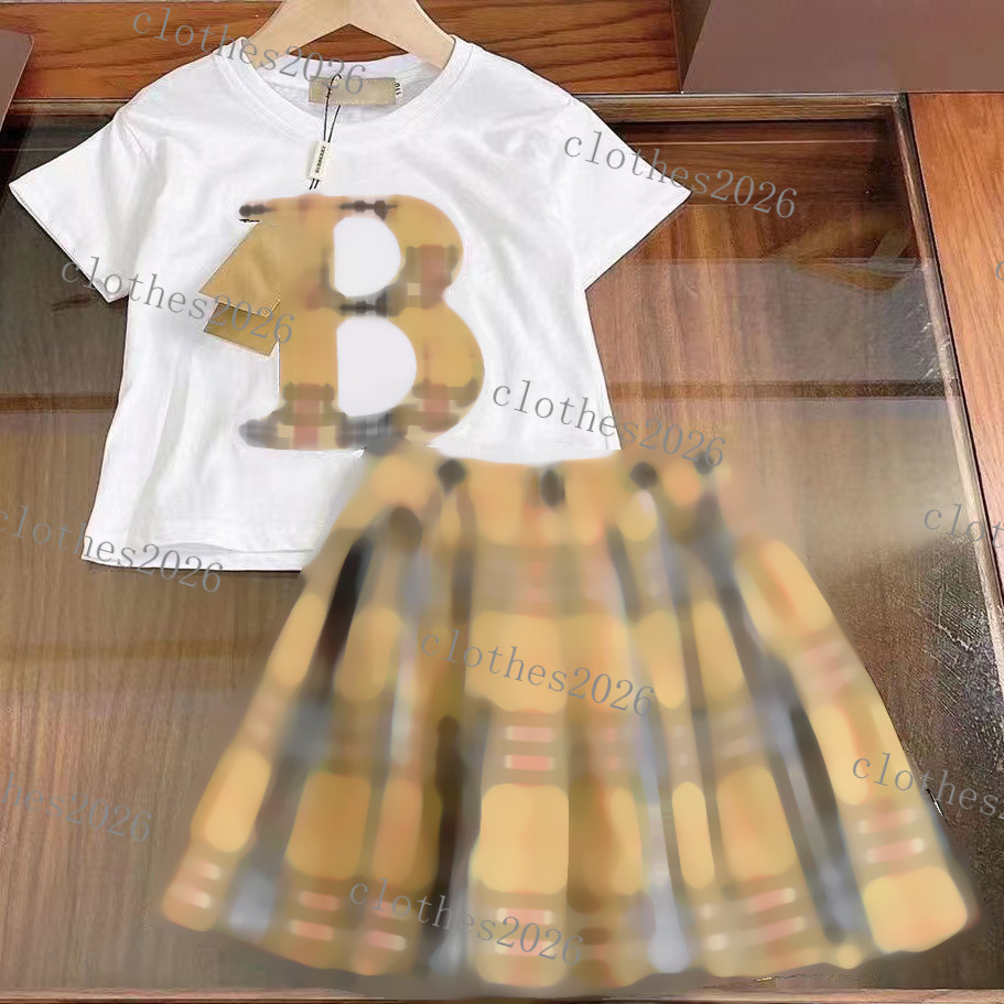 New Clothing Sets Baby Girls Designer Dress Suits Kids Luxury Clothing Sets Girl shorts Skirt Childrens Classic Clothes Sets Letter Clothing Half sleeve Suits 2023, 1#
New Clothing Sets Baby Girls Designer Dress Suits Kids Luxury Clothing Sets Girl shorts Skirt Childrens Classic Clothes Sets Letter Clothing Half sleeve Suits 2023, 1#