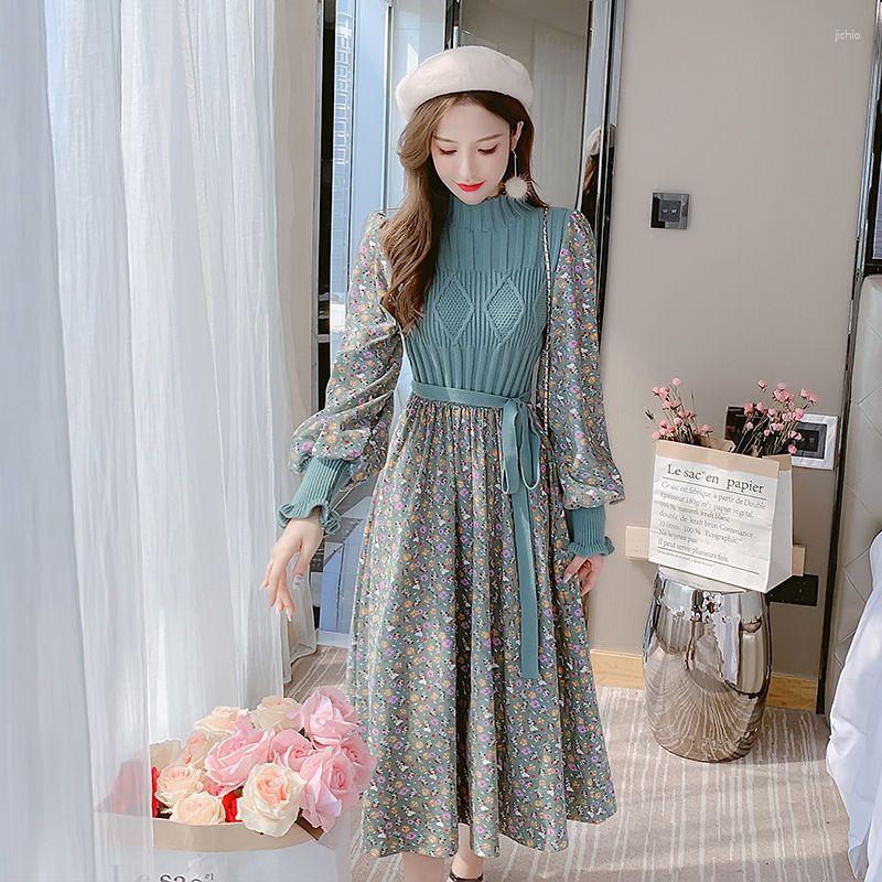Casual Dresses French Sweet Super Fire Mid Length Dress Autumn And Winter Corduroy Printing Panel Knitted Retro Long Sleeve Women