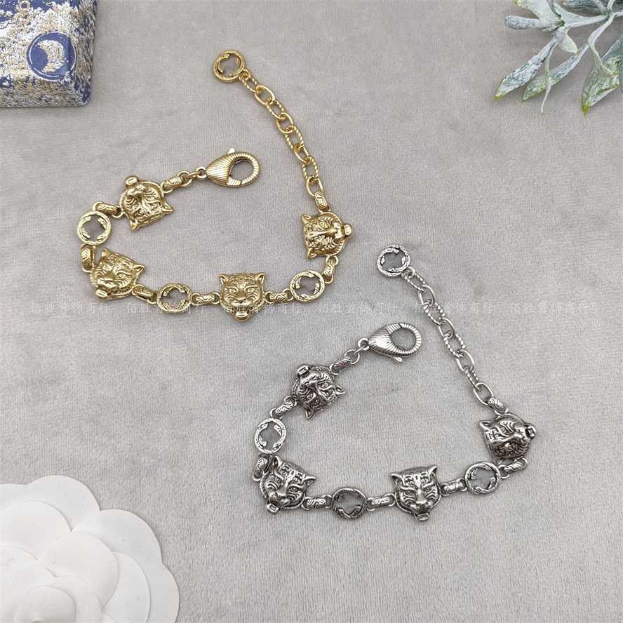 2023 23 Year New G Lion Head Versatile Advanced Style Ancient Family Letter Bracelet Female
2023 23 Year New G Lion Head Versatile Advanced Style Ancient Family Letter Bracelet Female