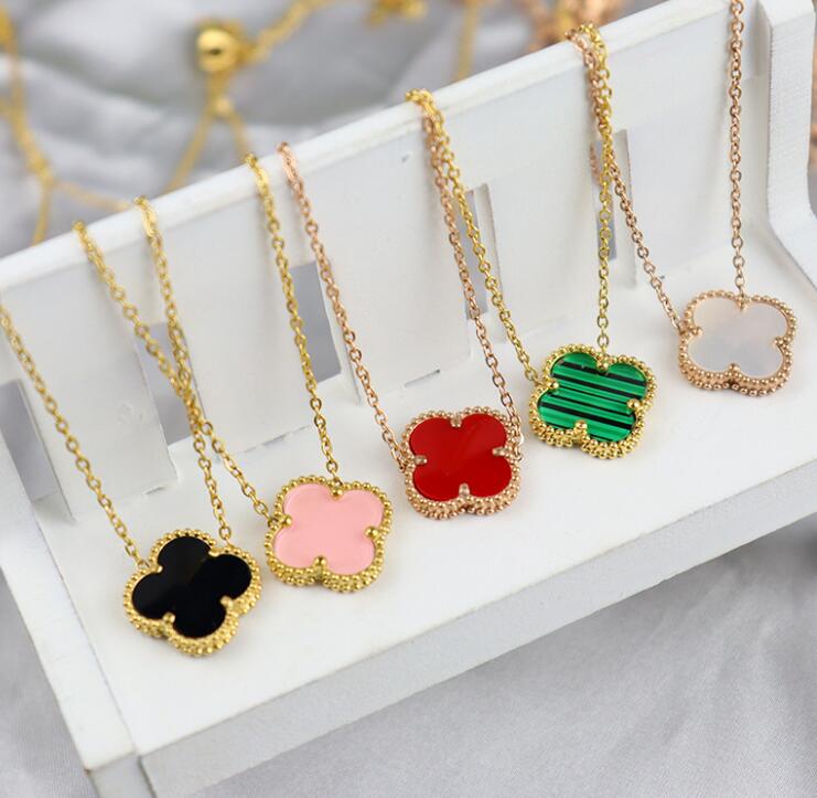 Classic Pendant Necklaces for Women Elegant 4/Four Leaf Clover Highly Quality Choker Chains Designer Jewelry 18K Plated Gold Girls Gift
Classic Pendant Necklaces for Women Elegant 4/Four Leaf Clover Highly Quality Choker Chains Designer Jewelry 18K Plated Gold Girls Gift