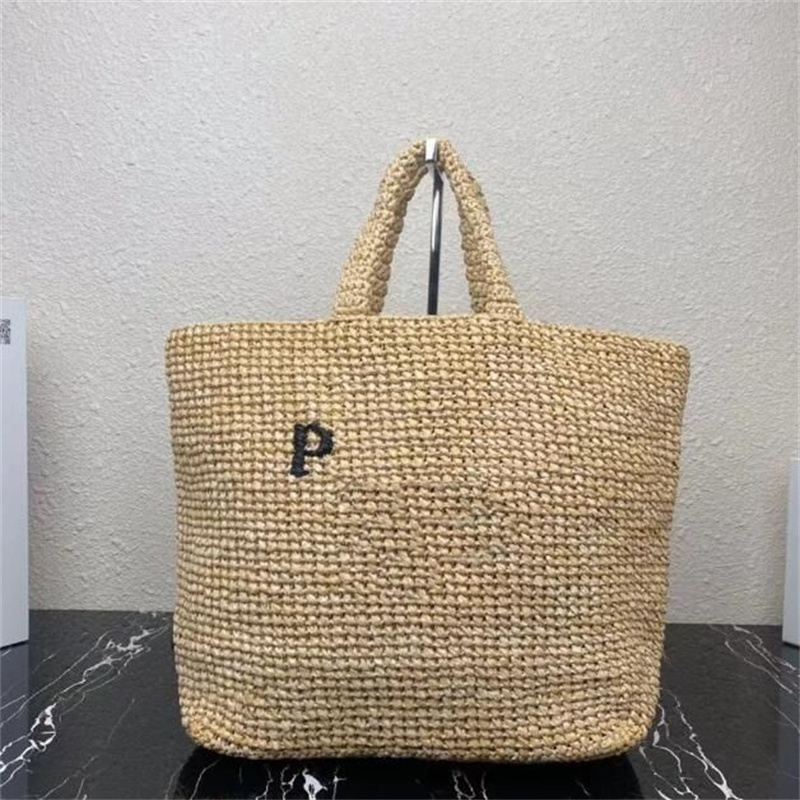 Designer Bags Luxury Design Women Plaited Raffia Straw Bag Large Capacity Casual Tote Handbag Hollow Summer Beach Vacation Shoulder Bag fold prad
Designer Bags Luxury Design Women Plaited Raffia Straw Bag Large Capacity Casual Tote Handbag Hollow Summer Beach Vacation Shoulder Bag fold prad