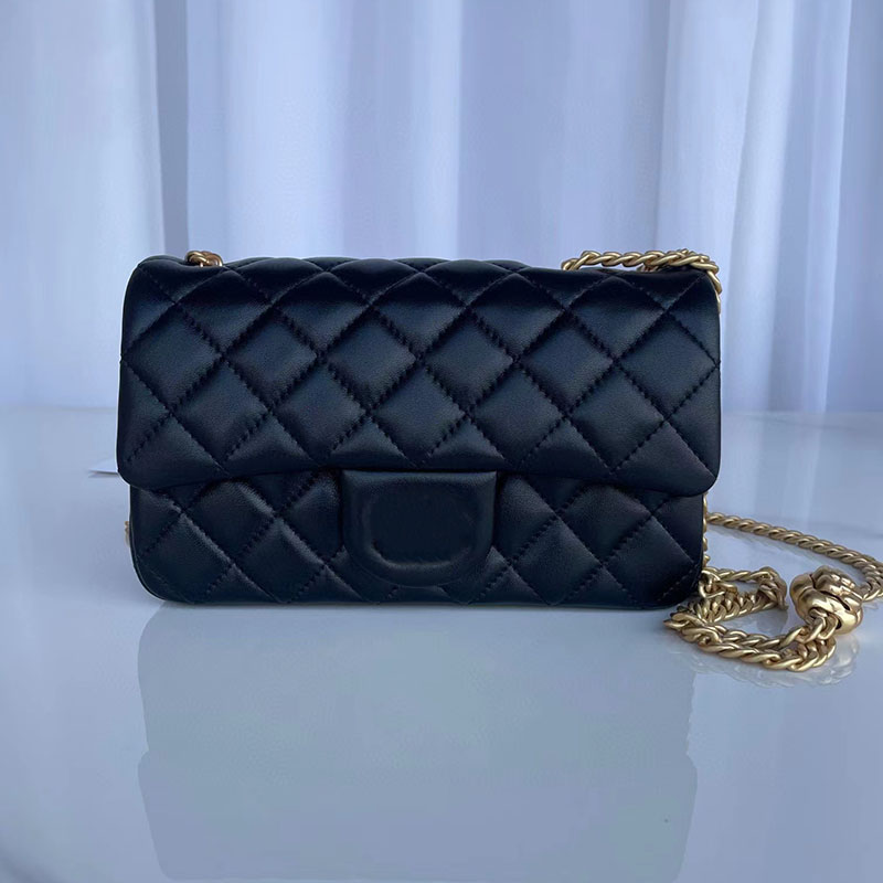 AAAAA deisgner Top custom luxury brand bag CF Handbag Leather leather cowhide gold or silver chain Slant shoulder 2.55cm WITH BOX, Pink sheepskin
AAAAA deisgner Top custom luxury brand bag CF Handbag Leather leather cowhide gold or silver chain Slant shoulder 2.55cm WITH BOX, Pink sheepskin