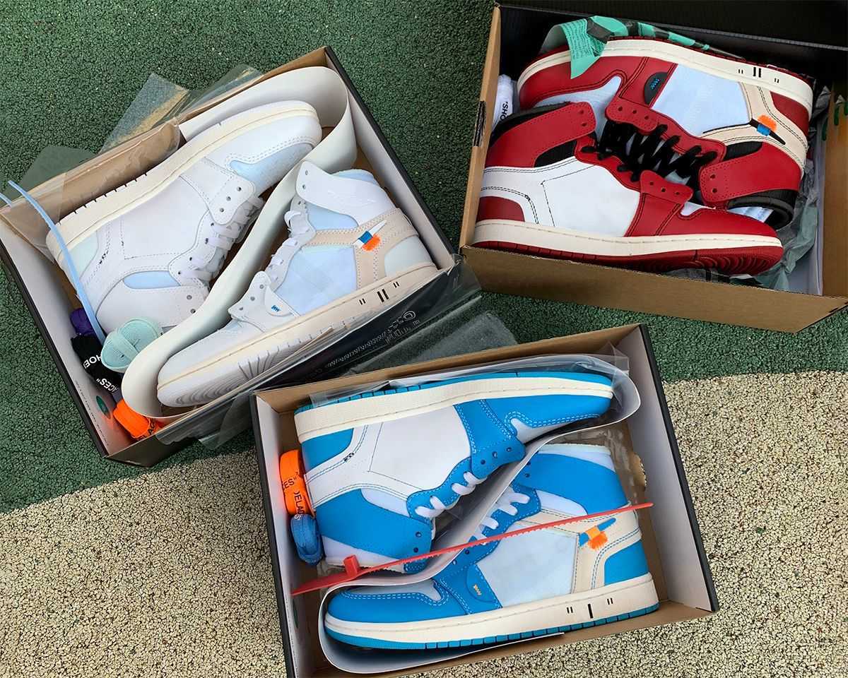 Shoes Basketball 1S High OG Jumpman 1 UNC Univisity Blue Red White North Carolina luxurys designers Chaussures Sports Sneakers Send With Box
Shoes Basketball 1S High OG Jumpman 1 UNC Univisity Blue Red White North Carolina luxurys designers Chaussures Sports Sneakers Send With Box