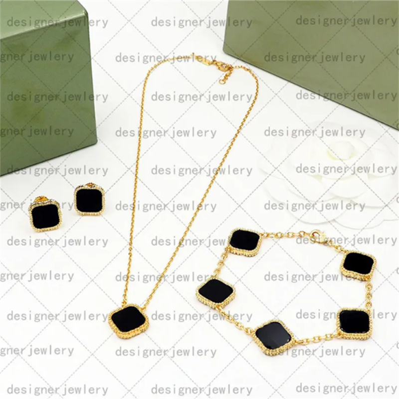 Four Leaf Clover Necklace Womens Gold Pendant Steel Jewelry Girl Best Wedding Gifts For Parties Gold Chain Designer Jewelry Iced Out Chains, White necklace
Four Leaf Clover Necklace Womens Gold Pendant Steel Jewelry Girl Best Wedding Gifts For Parties Gold Chain Designer Jewelry Iced Out Chains, White necklace