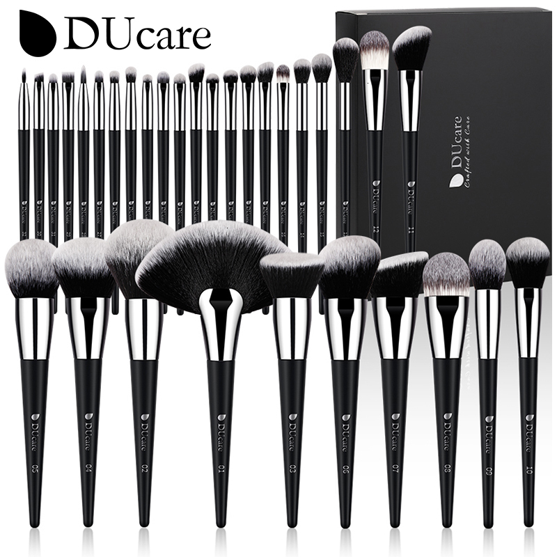Makeup Tools DUcare Professional Makeup Brush Set 10-32Pc Brushes makeup kit Synthetic Hair Foundation Power Eyeshadows Blending Beauty Tools 230215
Makeup Tools DUcare Professional Makeup Brush Set 10-32Pc Brushes makeup kit Synthetic Hair Foundation Power Eyeshadows Blending Beauty Tools 230215