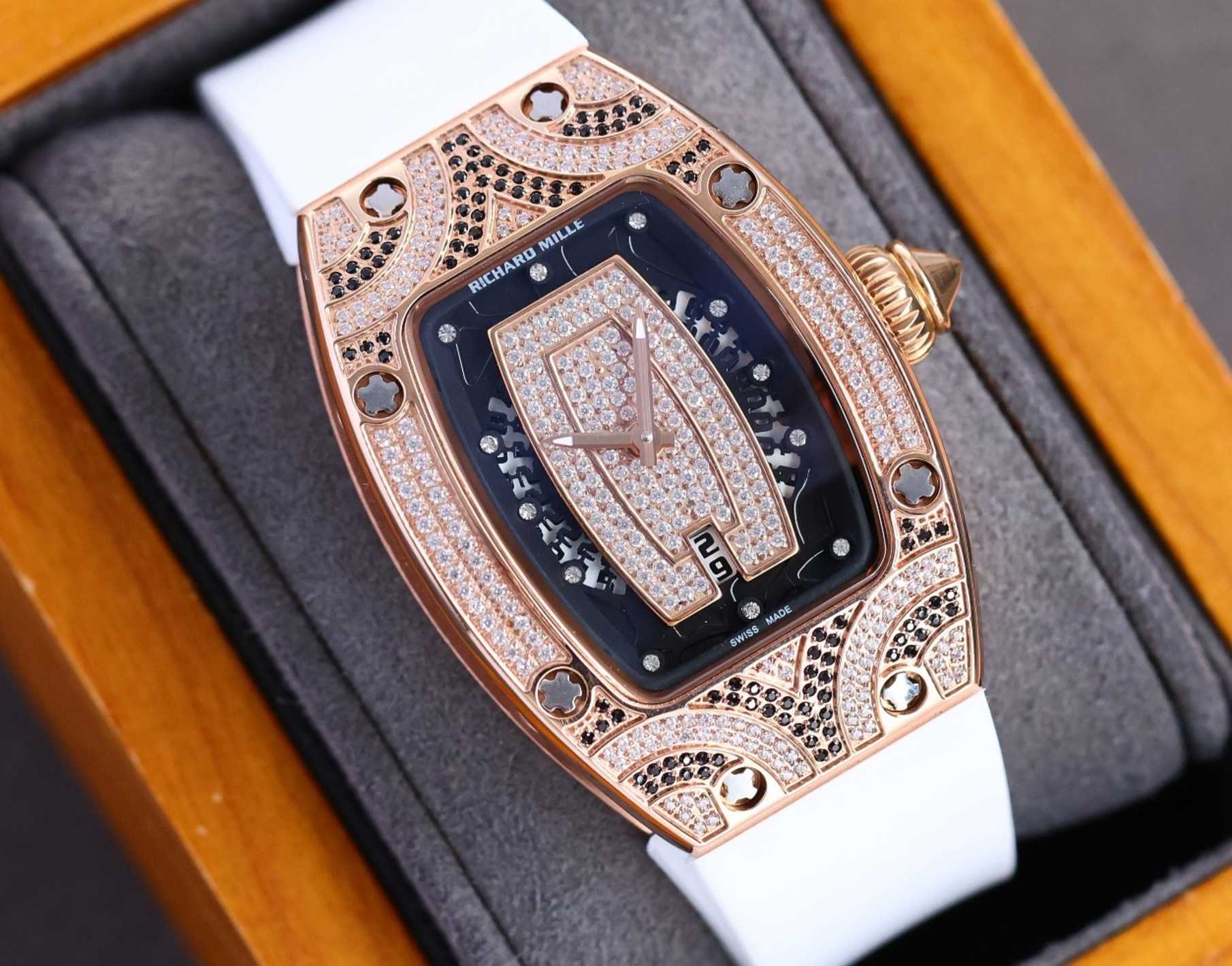 Fantastic Diamond R i c h a r d Luxury Super style Female wrist watches RM007 RM07-01 montre designer High-end quality iced out bezel for women waterproof gift 25nb
Fantastic Diamond R i c h a r d Luxury Super style Female wrist watches RM007 RM07-01 montre designer High-end quality iced out bezel for women waterproof gift 25nb